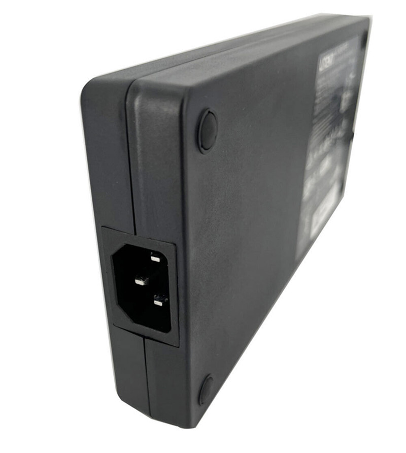 Zasilacz sieciowy Liteon 230W  – Pc Gaming Vr recenzja i cena